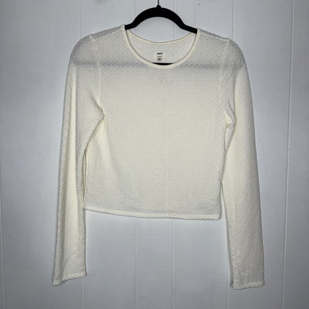 Aerie Women’s Textured Crop Long Sleeve Top Stretch Ivory Size Medium NWT